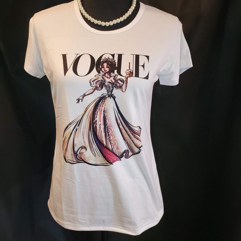 Vogue Disney Snow White Queen Short Sleeve T-Shirt - Picture 4 of 14